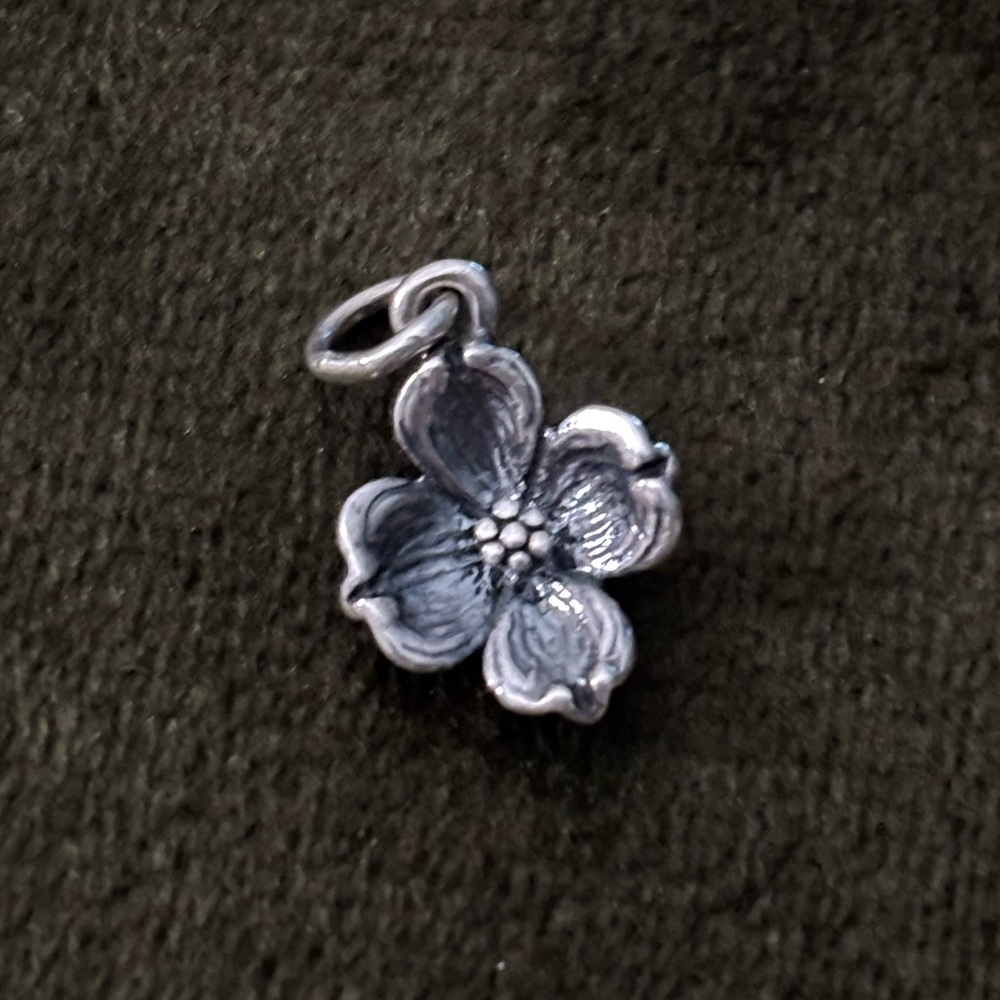 James Avery Charm RETIRED Dogwood Flower.